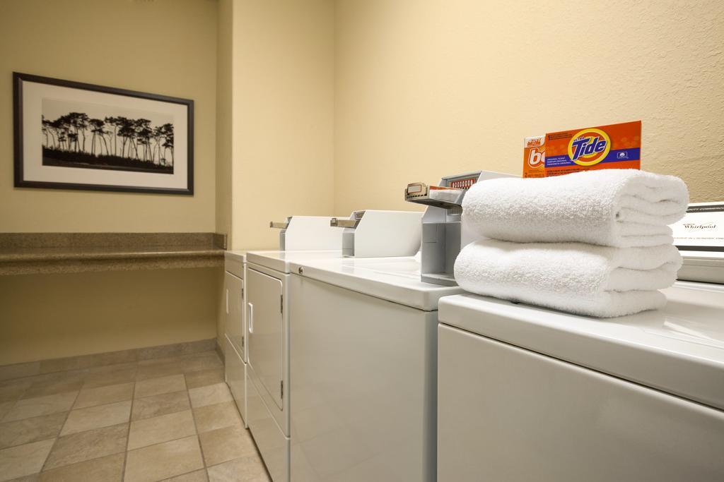 Country Inn & Suites By Radisson, Indianola, Ia Екстериор снимка